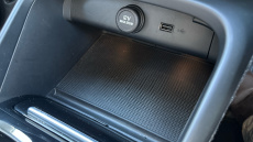 Volvo Xc40 1.5 T4 Recharge PHEV Inscription 5dr Auto Estate